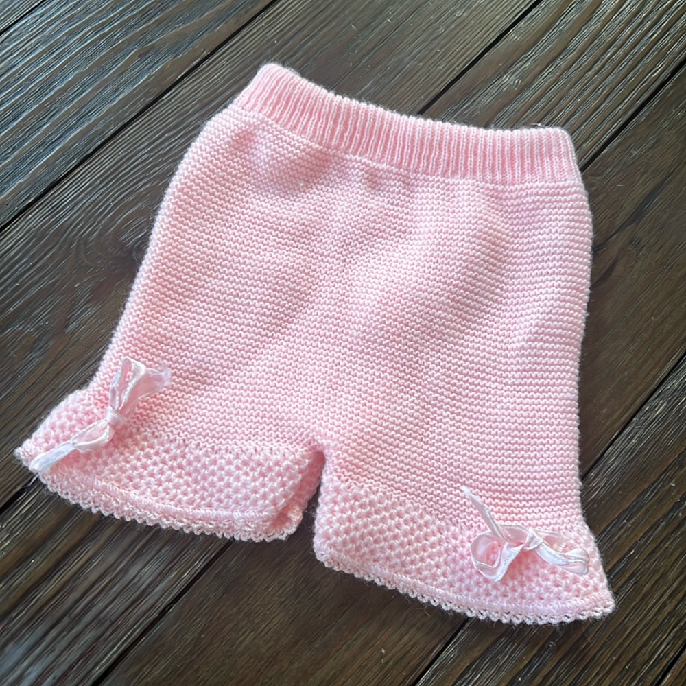 Vintage pink knit, adorable baby bloomers￼